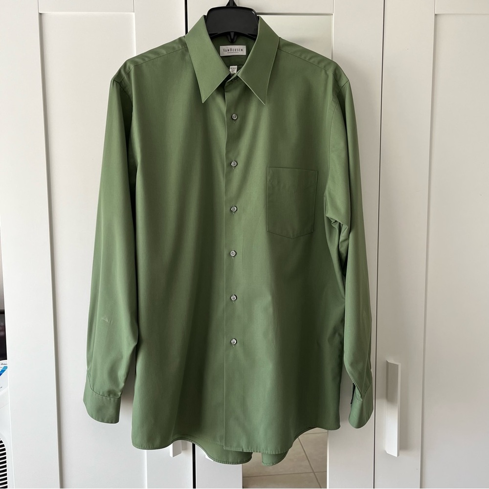 Mens Van Heusen Shirt Size Large